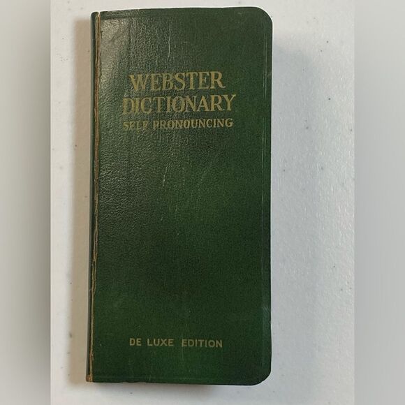 Vintage Green Vest Pocket Webster Dictionary - Picture 1 of 6